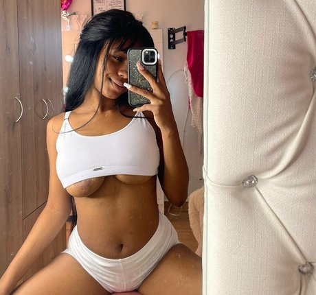 Giuliavalencia heiße top galerien