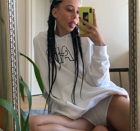 transen deepthroat onlyfans kunst schöne archiv