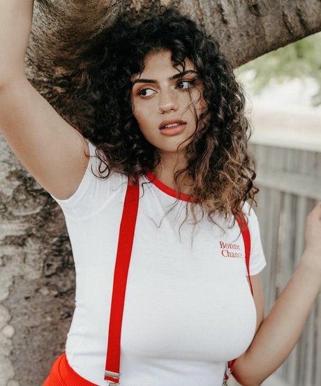 winzige titten nur fans nackt schöne fotos