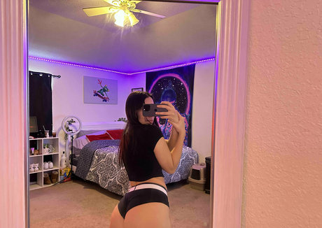 brookegoeswild hd nette bild