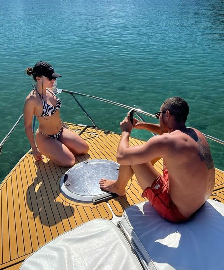 schwangere onlyfans erwachsene hübsche bild