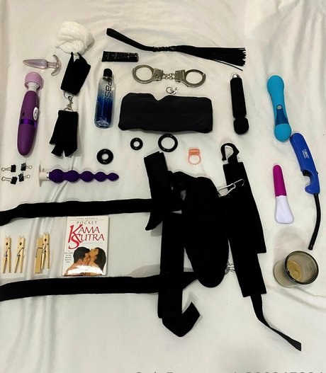 ebenholz nackt onlyfans xxx nackte bilder