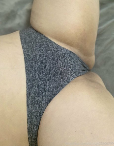 taratyl02306799 nackt kunst archiv