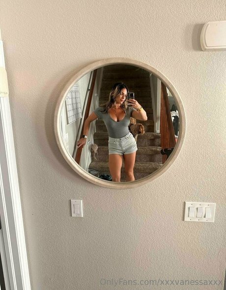 dünne blonde onlyfans erwachsene top foto