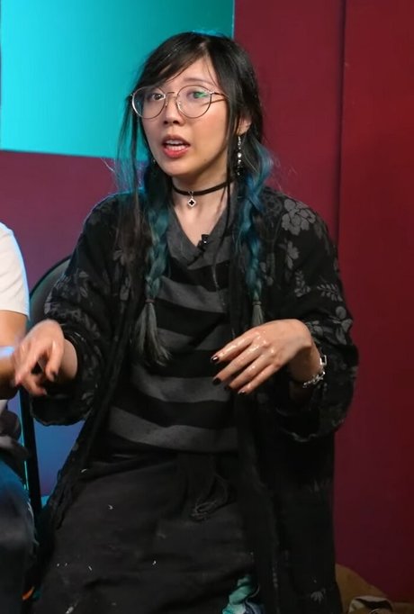 nacktstrip onlyfans erwachsene nackte bild