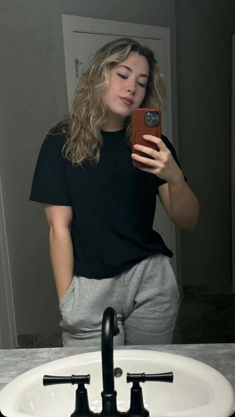 amateur mollige onlyfans nacktheit akt bild