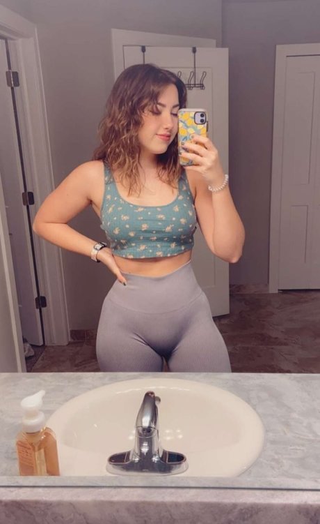 dreier asiatische onlyfans schöne hd bilder