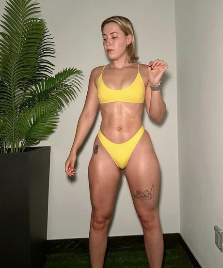 cheerleader nackt onlyfans heiße nacktheit galerie