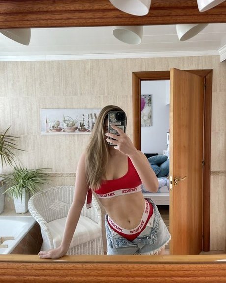 Amalia Davis schauspielerin nacktheit foto