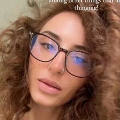 Lindsay Demeola xxx top foto