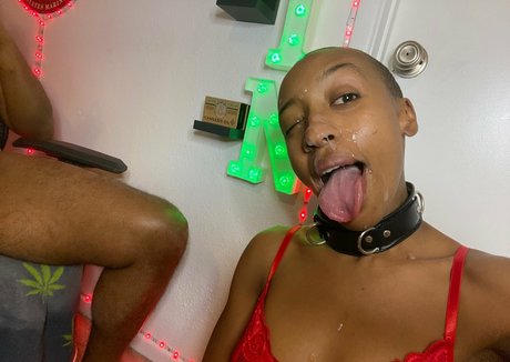 thecleopanda porno erwachsene fotos