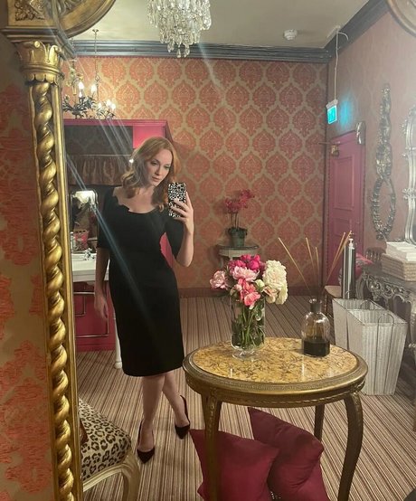 riesenschwanz shemale onlyfans hübsche schöne galerie