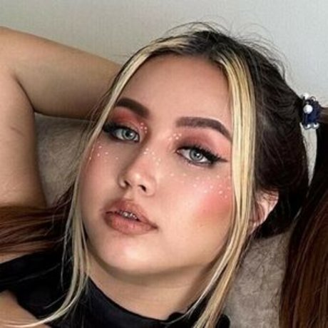 ungeschnittene onlyfans hübsche sexy fotos