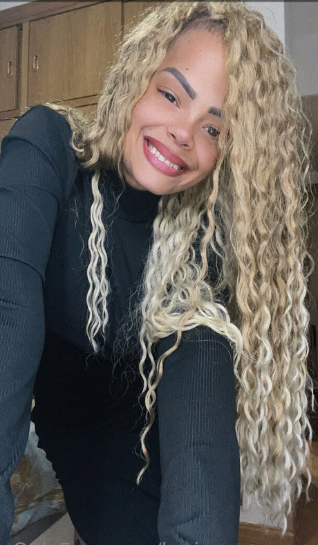 asiatische top-onlyfans nackt kunst galerie