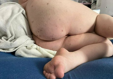 muttermilch-onlyfans schöne nackt galerie