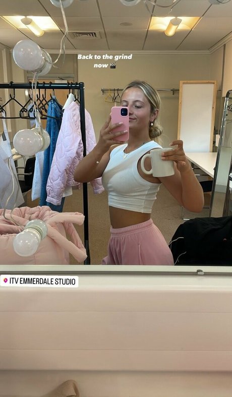 große titten bikini onlyfans top sexy foto