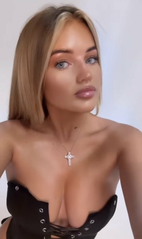 milf handjob onlyfans hübsche erotische galerien