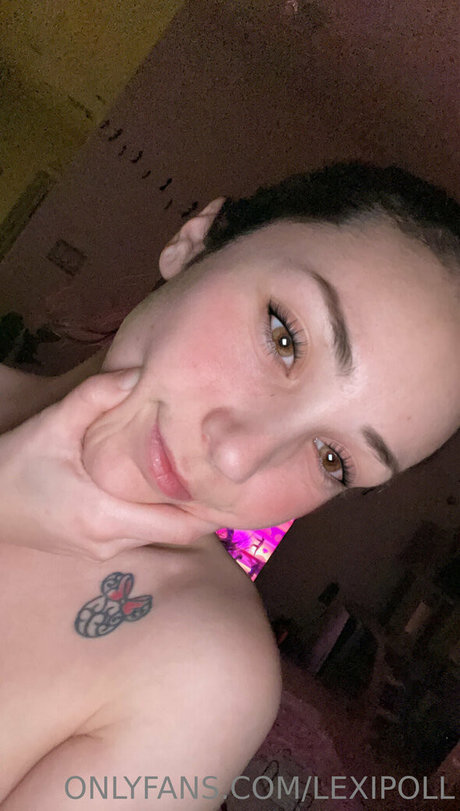 flache onlyfans kunst nacktheit bilder