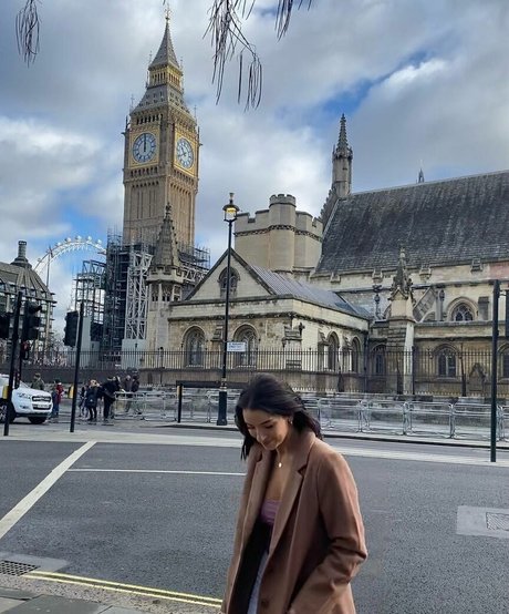 Novaleesi xxx pornographische galerie