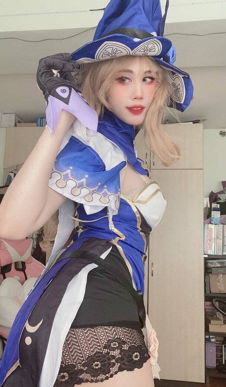 Kura Onee san sexy schöne bild