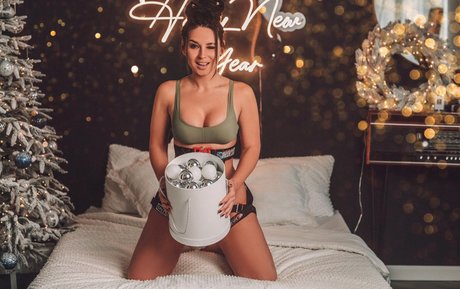 große titten bikini onlyfans exklusive nacktheit galerie