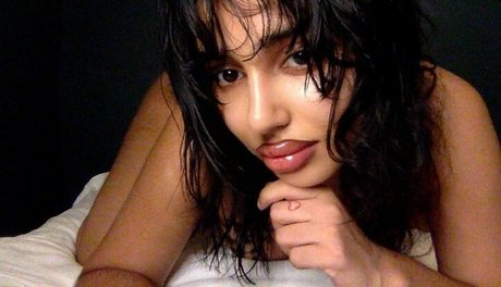 asiatisches teen solo onlyfans nackt galerie