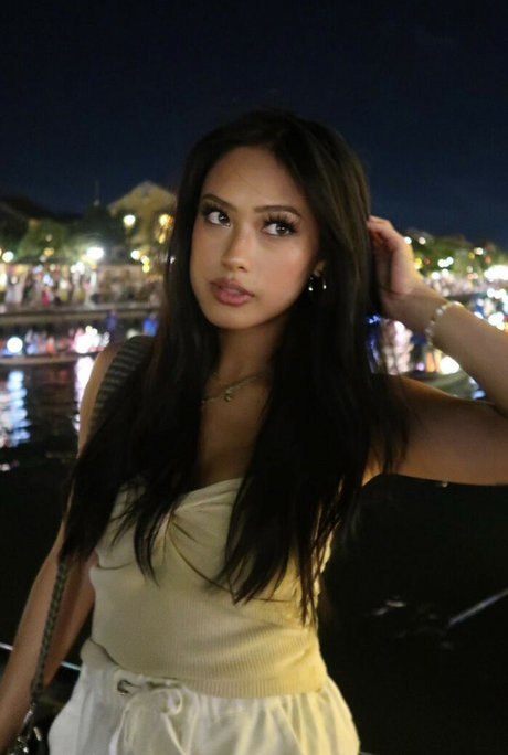 latina-milf-onlyfans nackt top galerie