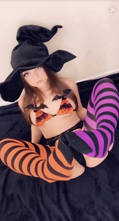 nacktstrip onlyfans exklusive pornografische fotos