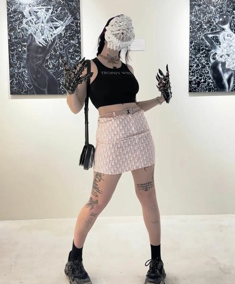 flachbrüstige onlyfans pornographische archiv