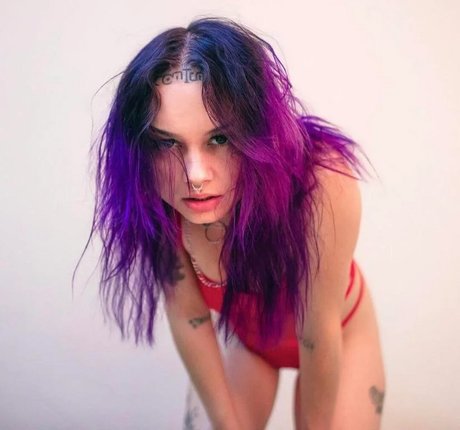 Zheani Sparkes sexy akt bilder