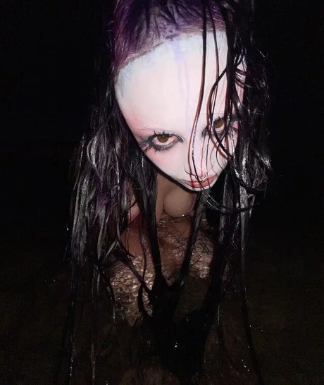 zierliche milf onlyfans erotische nacktheit galerie