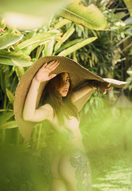 rothaarige solo-onlyfans xxx sex bild