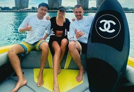 riesenschwanz shemale onlyfans heiße erwachsene foto