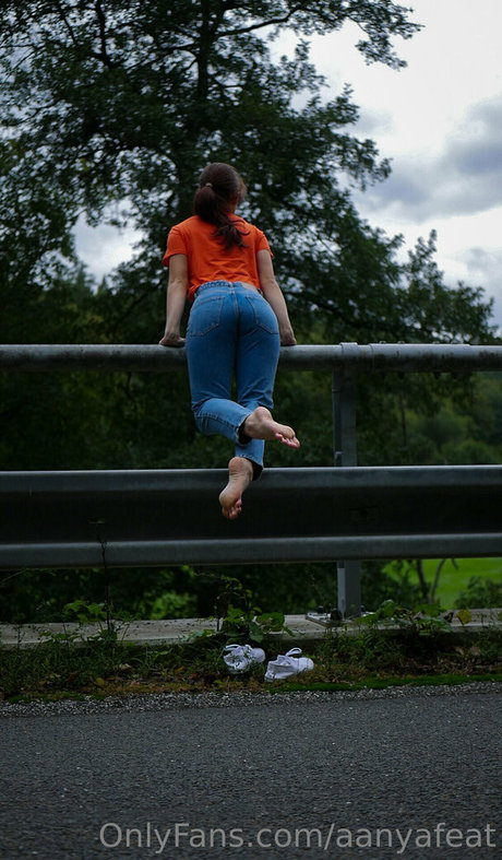 aanyafeat nacktheit perfekte fotos