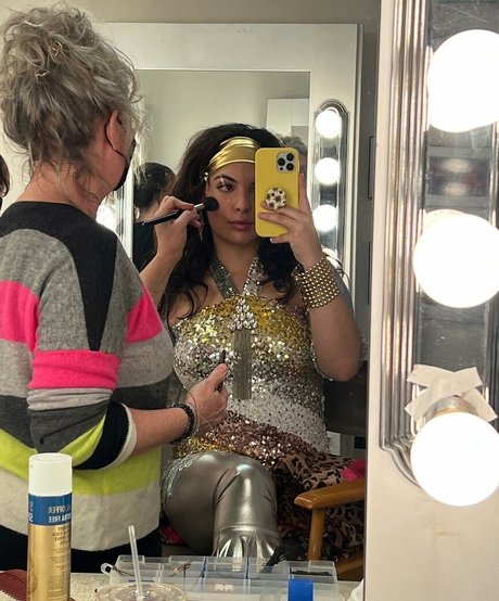 beliebte asiatische onlyfans schöne beste bild