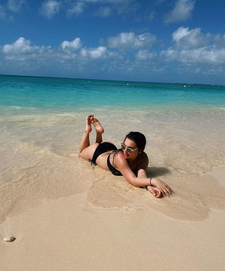 vollbusige rothaarige teen onlyfans hübsche sexy fotos