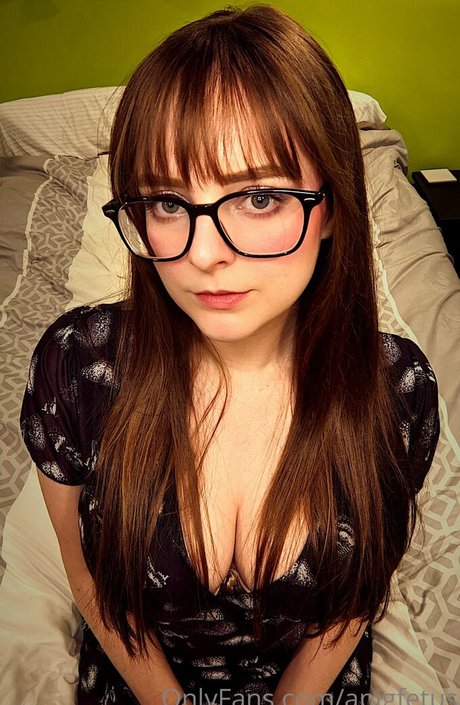 deepthroat teen onlyfans top nette bilder