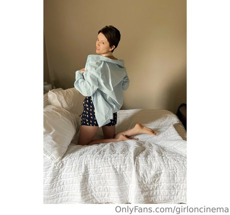 Girl On Cinema pornostar galerie