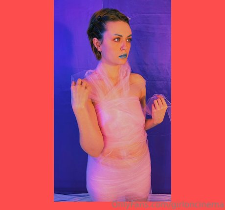 Girl On Cinema perfekte pornostar bilder