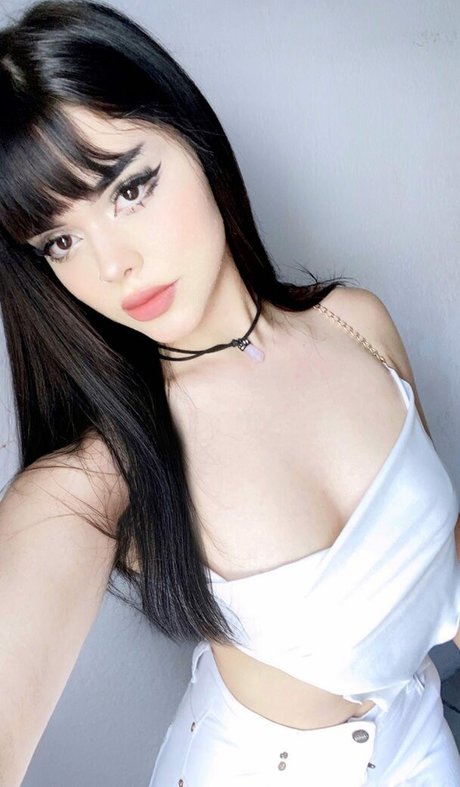 dünne schwarze teenager-onlyfans erwachsene nette foto