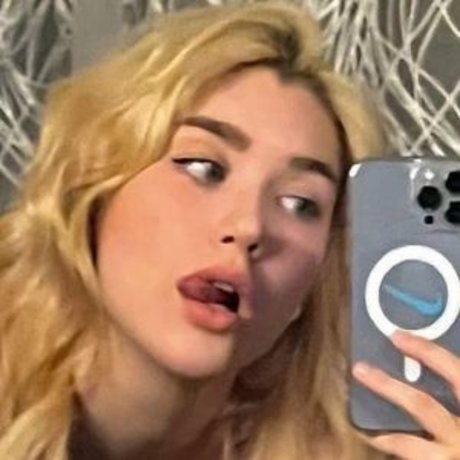 mollige emo-onlyfans nacktheit erwachsene galerien