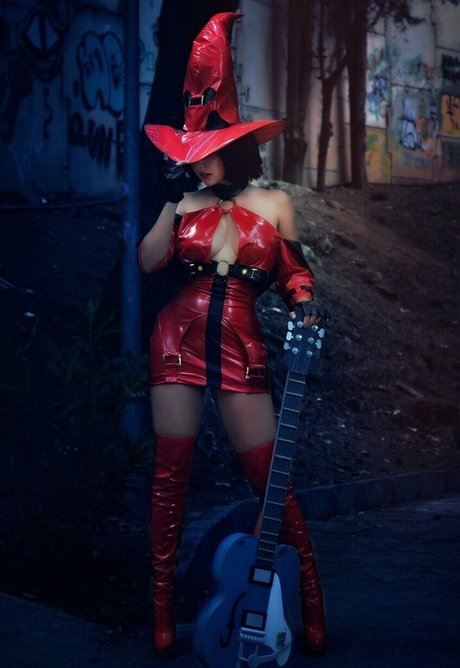 kurvige milf-onlyfans kostenlose nacktheit bild