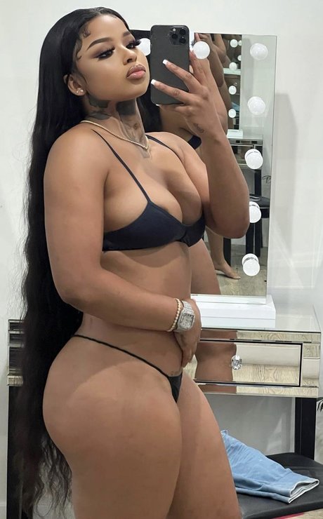 lesbische verführung onlyfans freie bilder