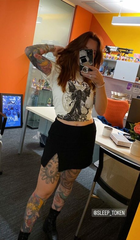 Megan Everett sexy nackte bild