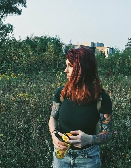 Megan Everett pornostar kunst foto