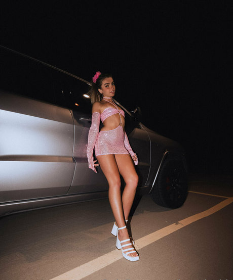 große titten college onlyfans erwachsene hübsche bild