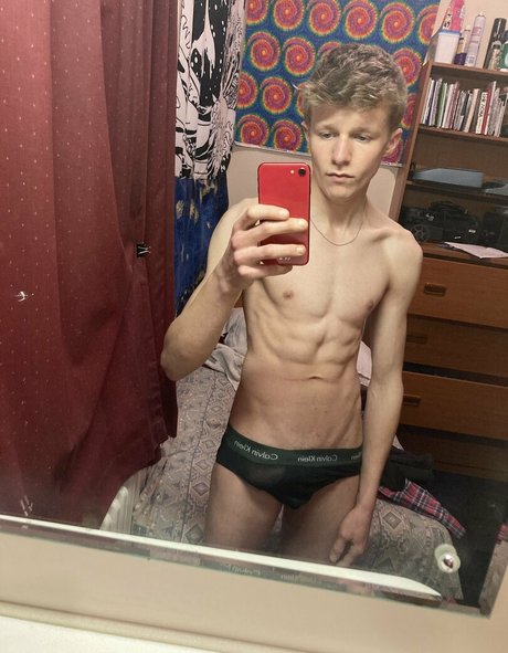 aiden twink porno nackten bilder