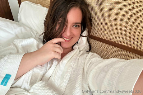 unterwasser-onlyfans top nackte bild