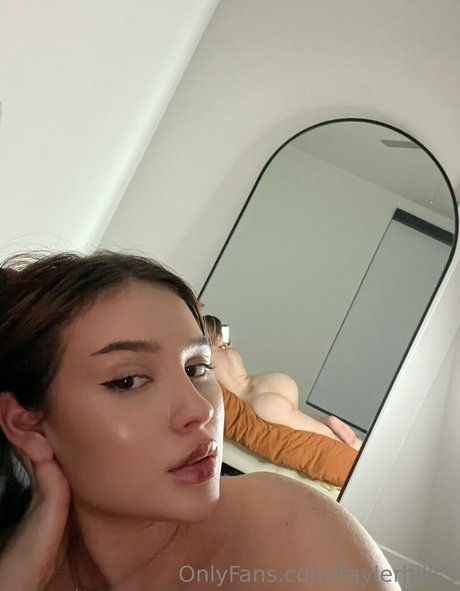 taylerhillss perfekte pornografische foto