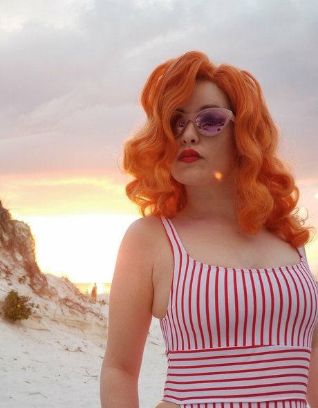 Bonbonpinups model hübsche galerien